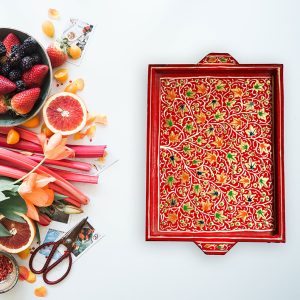 Beautiful, bright and artistic serving tray 1