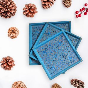 Beautiful set of 3 serving trays