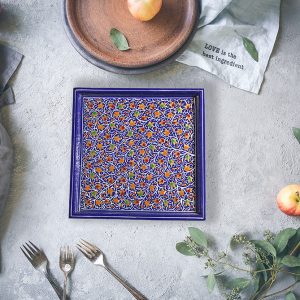 Beautiful, bright and artistic serving tray 3