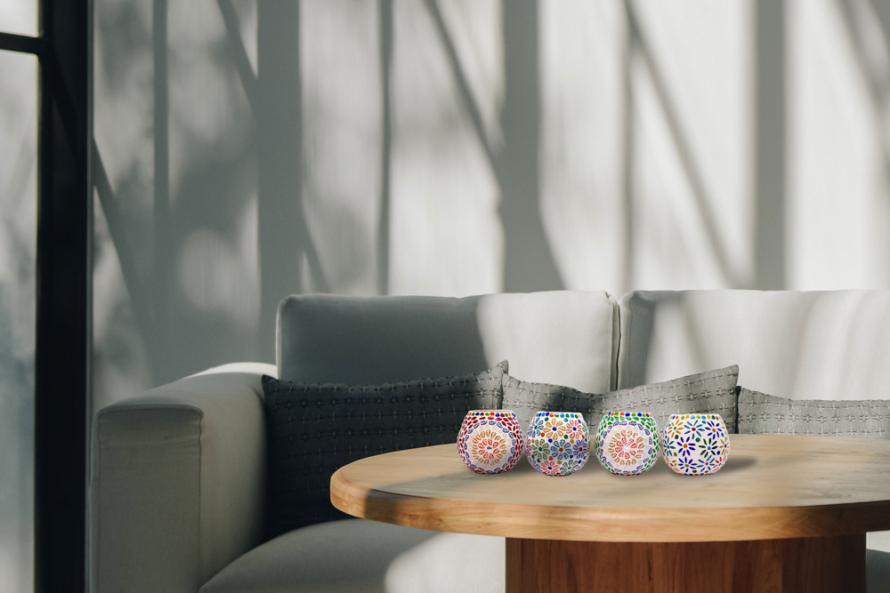 Striking handmade glass tea light candle holders set of 4