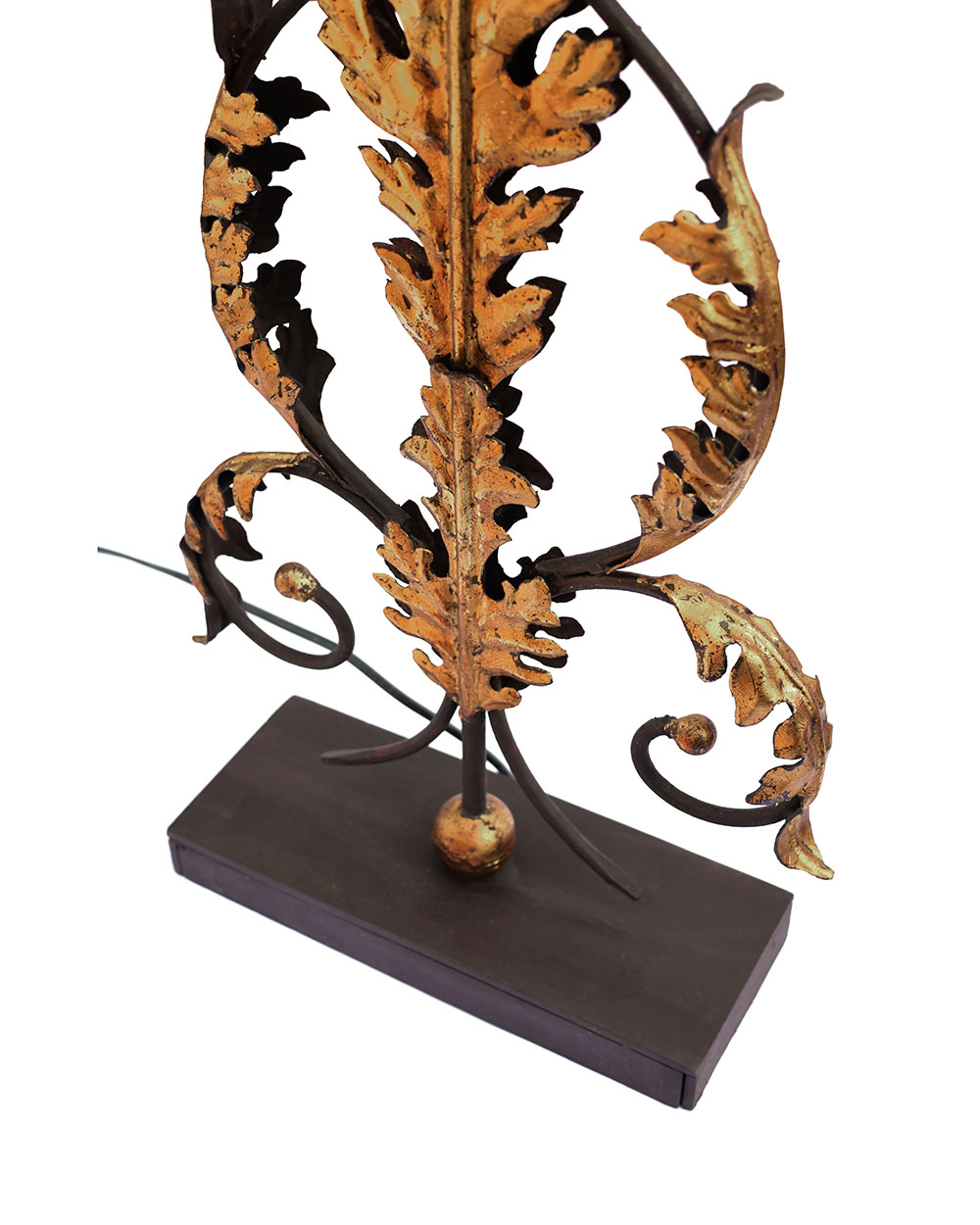 Iron Table Lamp with shade - Image 3