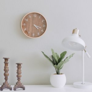 Set of 2 beautiful candle holders 6