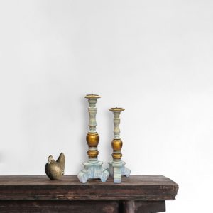 Set of 2 beautiful candle holders 4