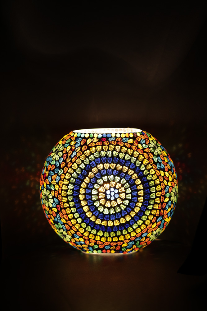 Stunning round glass table lamp with multicolour design 7 - Image 5