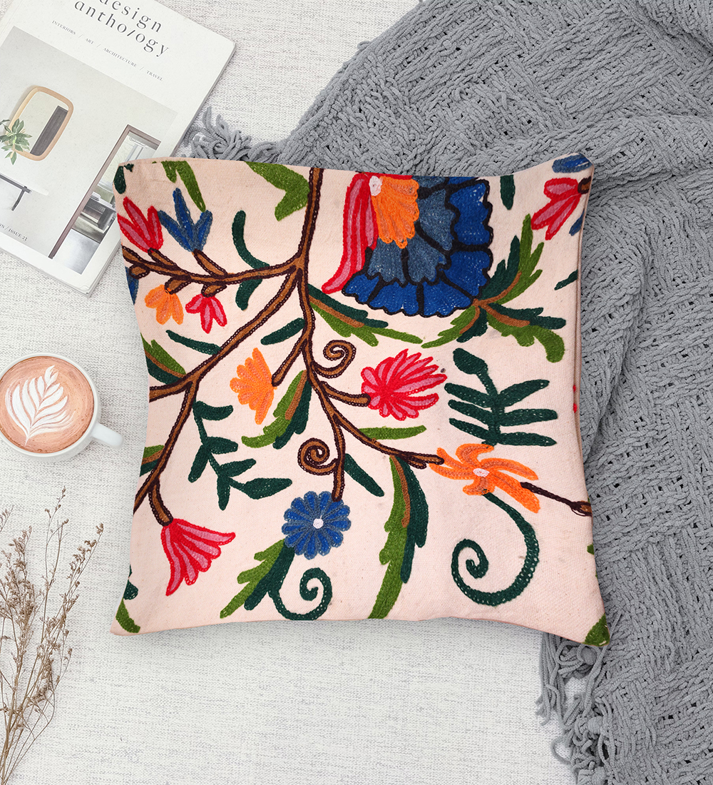 Warm and bright cushion cover - Image 5