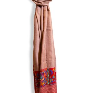 Neutral base with red border scarf