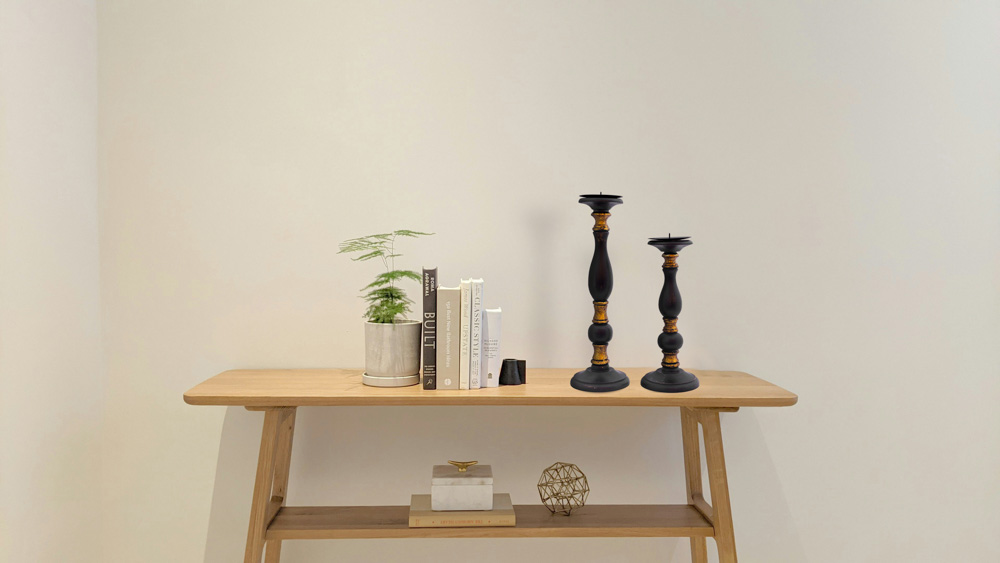 Set of 2 antique black and gold candleholders 1